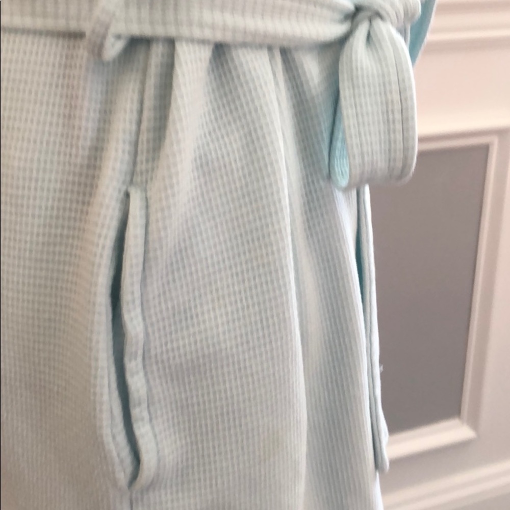 3/4 sleeve knee length robe - Picture 4 of 7